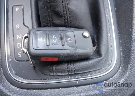 2015 Volkswagen Jetta 1.8T Se from USA, damaged, VIN 3VWD17AJ2FM358136